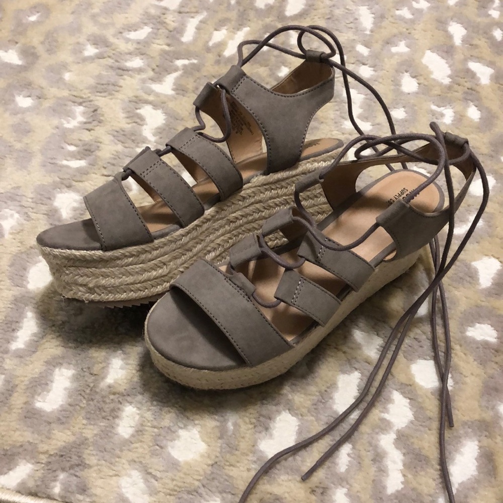 espadrille sandals